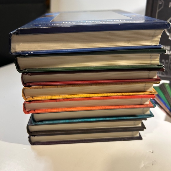 39 Clues Hardcover Books 1-8 plus bonus book and cards - Picture 11 of 16